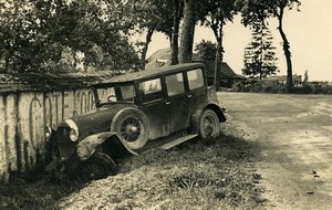 France Memories of a Tow Truck Car Wreck Accident Ditch Old Photo 1935