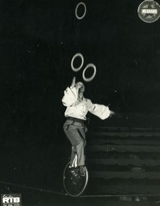 France Music Hall Medrano Circus Acrobat Ruddy Bolly Unicycle Old Photo RIB 1950