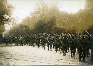 Paris Avenue Victoria US Independence Day WWI Old Photo Identite Judiciaire 1917