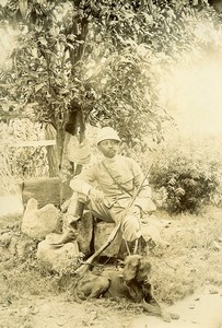 Madagascar Prince Ramahatra en Habit de Chasse Chien Ancienne Photo Ramahandry 1910'