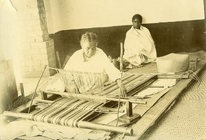 Madagascar Raffia Weaver Old Photo Ramahandry 1910'