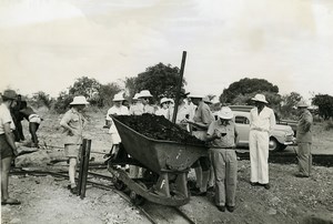 Madagascar Analahiva Recherches Gisements Mines de Charbon Ancienne Photo 1950