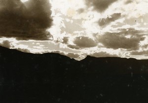 Vue poétique de Madagascar Andringitra Nuages Ancienne Photo 1937