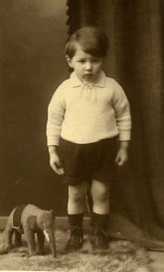 France Garconnet et Jouet Eléphant Jeu d'Enfants Ancienne Photo 1920