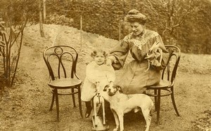 France Fillette sur Cheval de Bois Jeu d'Enfants Chien Ancienne Photo Amateur 1920