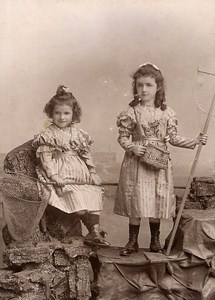 France Dunkerque A La Plage en Studio Jeu d'Enfants Ancienne Photo Luzzatto 1900