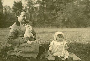 France Bebe et Petit Ours Blanc Jouet Famille Saint Royre Ancienne Photo 1900