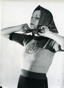 France Paris Woman Fashion Megeve Knitwear Head scarf old Photo 1939