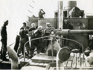 France WWI On board USS Rumpler ready for subs old Photo 1918