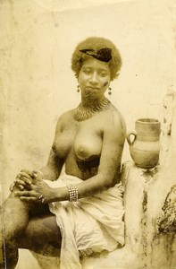 France Risque Topless woman old Photo 1900