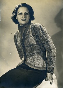 France Woman Knitted Cardigan Fashion old Photo 1940