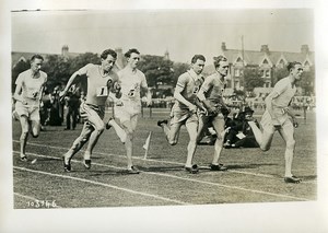 France England Athletics Sport Competition 800M race Old Photo 1925
