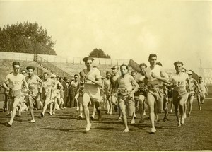 France Athletics Sport Colombes 23 Kilometers race start Old Photo 1928