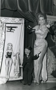 France Jany Privat Puppets Puppeteer Striptease Bar old photo Koruna 1962
