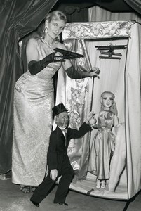 France Jany Privat Puppets Puppeteer Striptease Bar old photo Koruna 1962