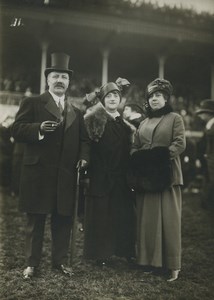 France Paris Auteuil Elegant Fashion at Horse Races Old Photo 1910