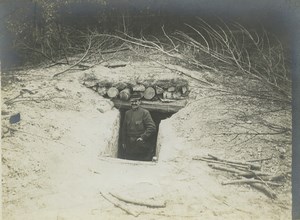 France WWI Somme Front Shelter Smiling Soldier Old Photo 1918