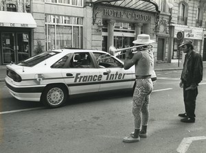 Photo Stage 1 Tour de France 1994 Lille before start Hotel Carlton France Inter