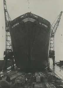 France La Seyne sur Mer Shipyards La Estancia Buries Markes Old Photo 1959