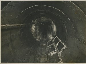 Underground Paris sewers catacombs construction Old Photo 1932 #16