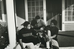 Cuba Gooding Jr Larry Fishburne Ice Cube in Boyz N the Hood Film Photo 1991