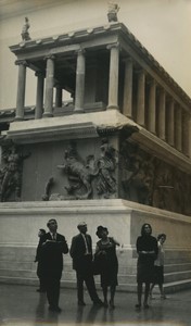 Germany Berlin Pergamon altar Tourists Old Photo 1964