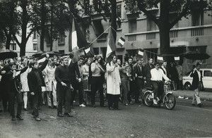 Paris pro De Gaulle Demonstration Old photo Huet 1968, june 4
