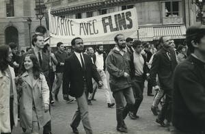 Paris Student demonstration support of Flins factories Renault photo Huet 1968