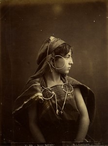 Tunisia Tunis young girl Beduin Bedouin old Photo Garrigues 1890