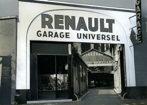 France Paris Garage Universel Renault facade old Photo 1960