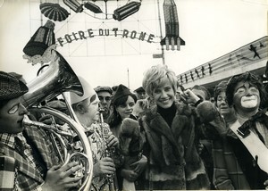 France Paris Danielle Gilbert at the Foire du Trone old Photo 1970