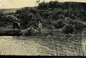 Madagascar on the banks of the Mantasoa river old Photo Andrianary 1900's