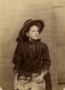 France Roubaix Jeune Fille Camille Becquet Beau Chapeau Ancienne Photo carte cabinet 1900
