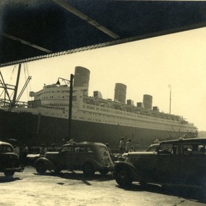 Rouen Ocean Liner Queen Mary & Automobiles Old Photo 1933