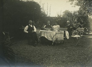 France Group posing Outside Sunday Lunch Old Photo 1910 #2