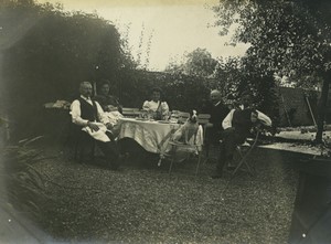 France Group posing Outside Sunday Lunch Dog Old Photo 1910 #1