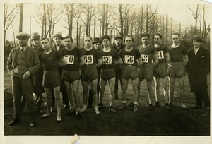 France Cross country runners L.N.R. departure of the Juniors Old Photo 1930