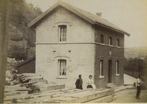 Belgique maison de garde barriere prise en Chemin de Fer Ancienne Photo 1890