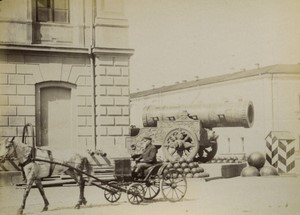 Russia Moscow Kremlin Tsar Cannon Horse Carriage Old Photo 1890