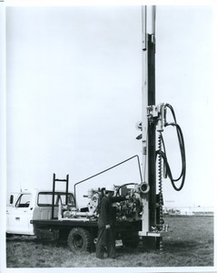 USA Iowa Flatbed Truck Drill Rig Simco Old Photo 1960's #2