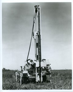 USA Iowa Flatbed Truck Drill Rig Simco Old Photo 1960's #3