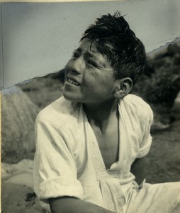 Peru Calia the little peruvian girl Old cut and mounted photo Decool 1973