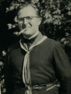 France religious catholic scout smoking pipe Old Photo 1943 #2