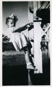 France Le Treport? child climbing fixed ladder Old Photo 1950 #2