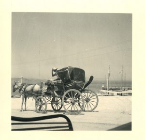 Greece Spetses Horse Carriage Old Amateur Photo snapshot 1962