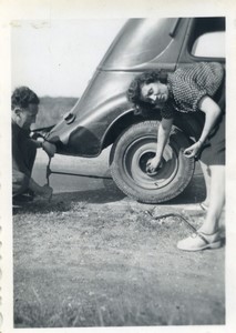 France car couple changing flat tire Old Amateur Photo snapshot 1947