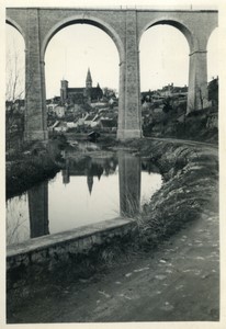 France Semur en Auxois bridge church Old Amateur Photo snapshot 1957