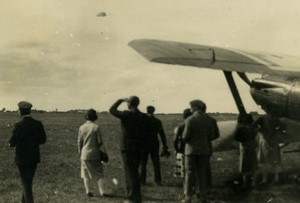 France Aviation & skydiving Parachute jump Old Photo 1930