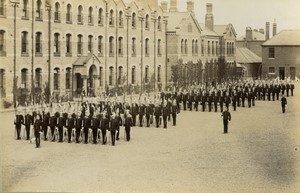 Royaume Uni Militaire Adjudant parade 17th Lanciers Woolwich Barracks? Ancienne Photo FGOS 1890