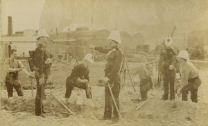 United Kingdom military Colonial Army? Troops digging Old FGOS Photo 1890